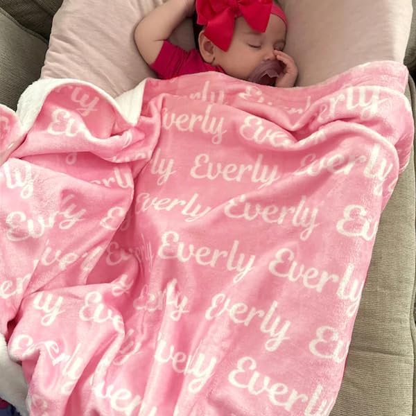 Custom Blankets with Name for Girls Boys Baby Shower Blanket Gifts,Personalized Ultra Soft Cozy Fleece Name Blankets for Kids Teen Girls Grandkids Christmas Stuffers Gifts