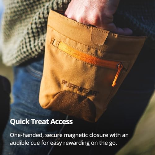 Ruffwear, Treat Trader Dog Treat Pouch, Brown Bear