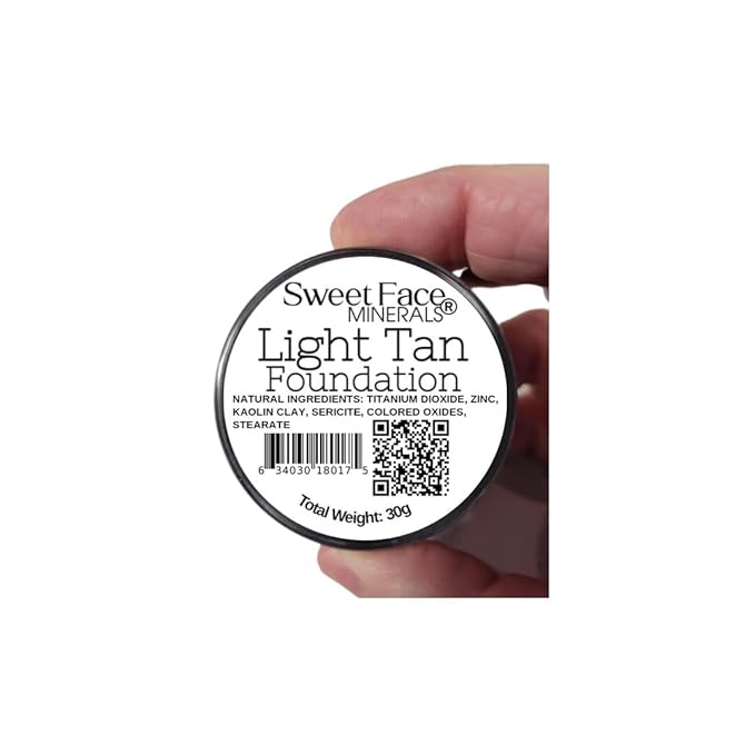LIGHT TAN FOUNDATION (30g Full Size Sifter Jar) – Matte Mineral Loose Powder Foundation – Buildable Coverage, Natural Look – Sweet Face Minerals SPF 30