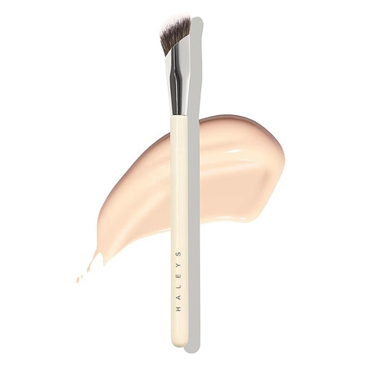 HALEYS Concealer Brush – Cruelty-Free Makeup Brush for Under Eye Concealer & Color Corrector, Flat Precision Brush for Cream, Liquid & Powder Makeup, Smooth Streak-Free Blending