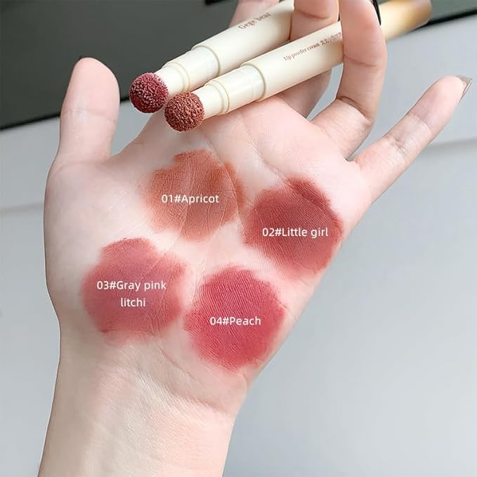 4 Pack velvet Matte Lip Cream set and Velvet Matte Lasting Lip Gloss set can create beautiful velvet matte lip makeup, suitable as a gift for women, girlfriends or family members.