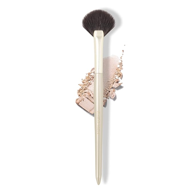 Fan Makeup Brush, Natural Hair Makeup Brush, Eye Makeup Fan Brushes, Small Powder Brushes, Nose Contour Brush for Makeup, Detail Blush Brush, Natural Blush Brushes Fluffy. Gold, E209