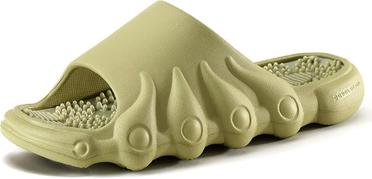 Plantar Fasciitis Relief Foot Massager for Plantar Fasciitis Shoes Women Acupressure Massage Slippers Reflexology Sandals Relaxation Gifts for Mom Dad Parents (Green,women5-5.5/men 4-4.5)
