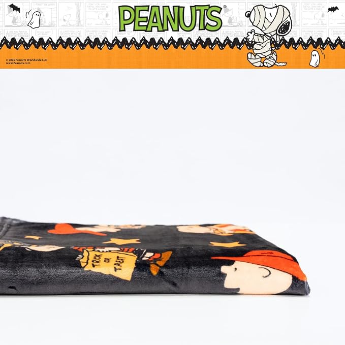 Peanuts Snoopy Cozy Throw 46 in x 60 in – Soft Cozy Plush for Couch, Bed & Travel, Halloween Snoopy & Charlie Brown Design (Officially Licensed Product) by Franco Collectibles