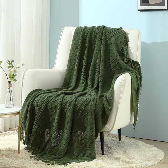 CREVENT Knitted Decorative Throw Blanket for Couch Sofa Chair Bed，Soft Warm Cozy Light Weight for Spring Summer (50''X60'' Forest Green Christmas Green)