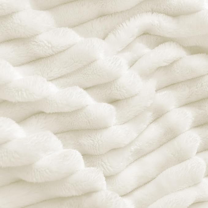 BEDELITE 3D Ribbed Jacquard Cream Fleece Twin Blanket for Bed, 60x80 Inch | Soft Warm Decorative Fluffy Blanket, Cozy Plush Lightweight Fuzzy Throw Blanket for Couch Sofa Room Decor, Gift for Women