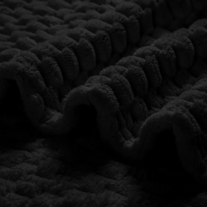 Excervent Hexagon Jacquard Throw Blanket for Bed, 50x70 Inches, Black | Decorative Fuzzy Flannel Fleece Throw Blanket for Sofa Bed Couch, Super Soft Cozy, Suitable for All Seasons