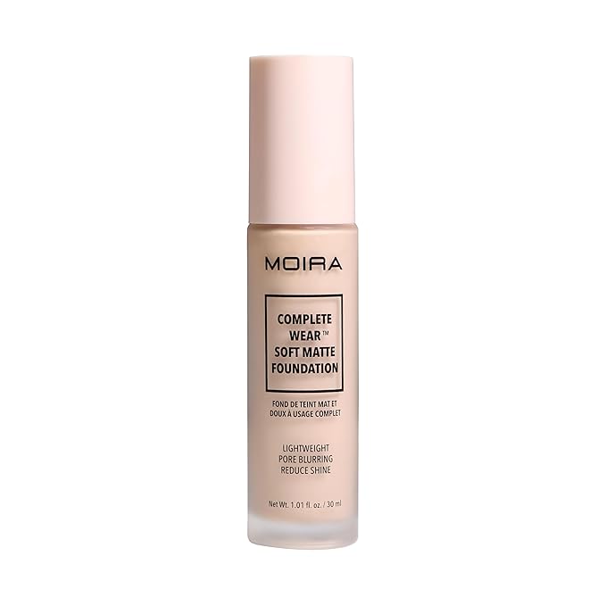 Complete Wear(TM) Soft Matte Foundation (200W)