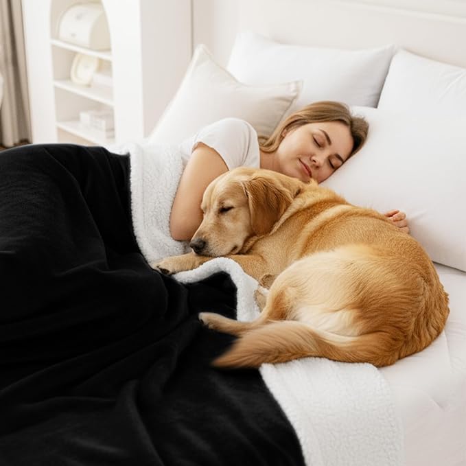 Smiry Waterproof Blanket Throw, Reversible Dog Blanket for Sofa Couch Bed | Soft Leakproof Sherpa Fleece, Washable Furniture Couch Protector for Large Dogs Cats, 60"x80", Black/White