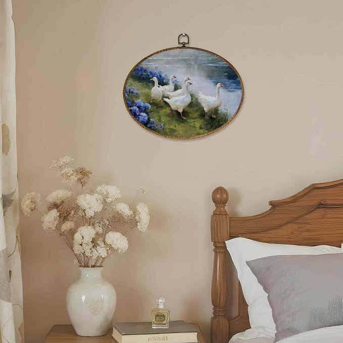 LKETW Rustic Duck Oval Wall Art Decor, Farmhouse Lakeside Wildflower Duck Oval Canvas Hanging Decor, Cottagecore Farm Animal Wall Decorations for Farmhouse Home Bedroom Living Room, 11.4x8.6 Inch