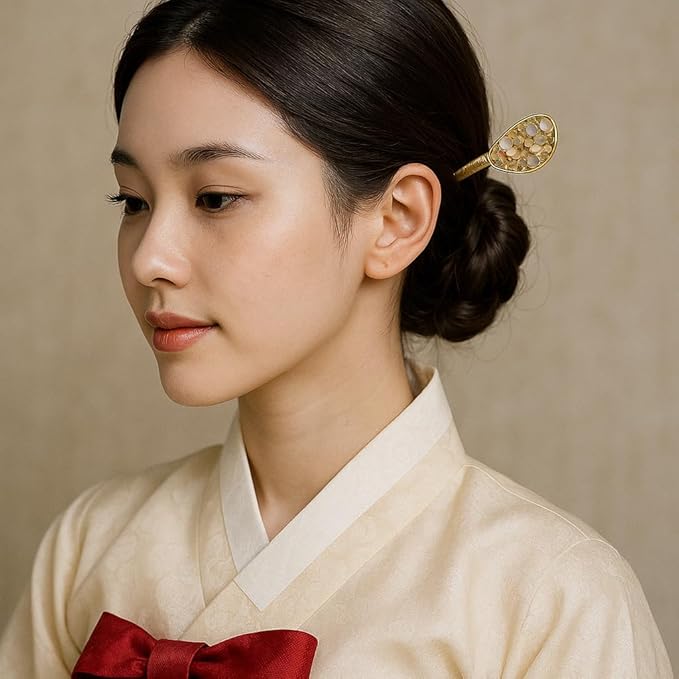 ThinkerValue Pin of Joseon - Korean Traditional Style Hairpin Accessory, Hair Clips, Alloy Base with Gold Plating, Ideal for Gifts or Souvenirs (Gold Moon)