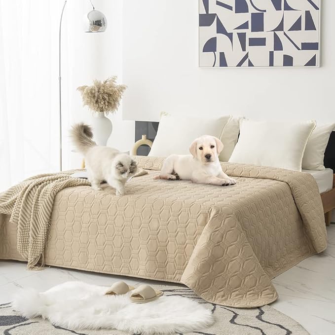 Tcksstex Waterproof and Non-Slip Dog Bed Cover and Pet Blanket Sofa Pet Bed Mat ，car Incontinence Mattress Protectors Furniture Couch Cover for Most Cats Dogs, Pets（40x50-Beige）