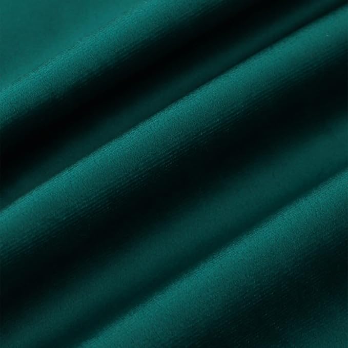 JIAHANNHA Velvet Green Throw Pillow Covers 18”x18”Pack of 2 Soft Decorative | Square Cushion Covers for Couch Sofa Bed Livingroom Car Home Decor,45x45Cm