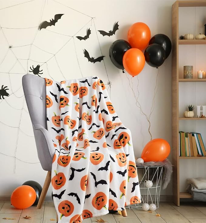 Halloween Fleece Throw Blanket: Happy Jack O'Lantern Pumpkins and Black Bat Design on Soft Velvety Blanket for Sofa Bed Couch Chair Dorm, 50" x 60"
