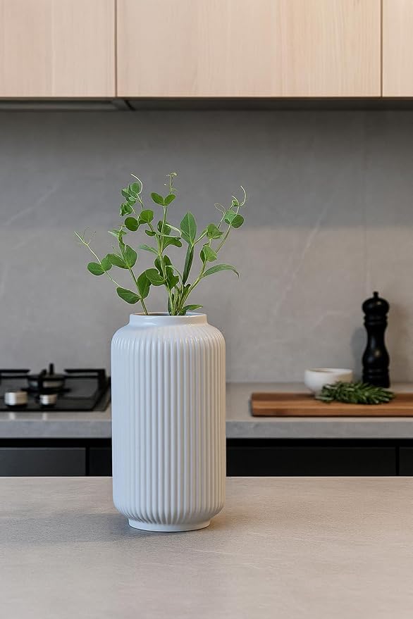 White Ceramic Vase, 8 Inch Ribbed Flower Vase for Bouquet and Pampas Grass, Modern Wide Mouth Decorative Vase for Dining Table, Kitchen Shelf, Wedding Centerpiece
