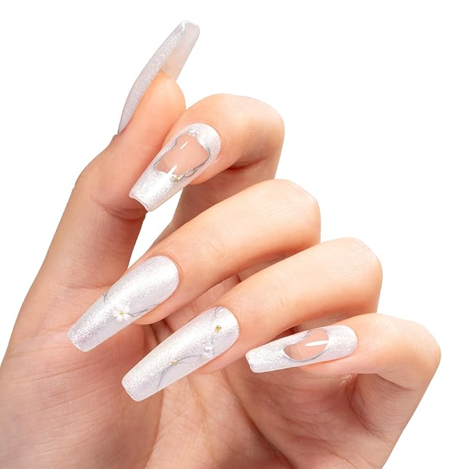 MAYCHAO 15ML Mermaid White Gel Nail Polish 1Pc White Silver Shimmer Gel Polish Soak Off UV LED Nail Polish Nail Art Starter Manicure Salon DIY at Home, 0.5 OZ