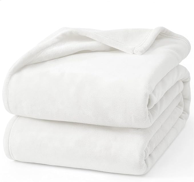 Hansleep Throw White Fleece Blanket, Soft Flannel Bed Blanket | Fuzzy Cozy Blanket 50x60 Inches, Multi-use for Bed, Sofa, Couch, Travel, Camping, All Season Warm Lightweight Cover
