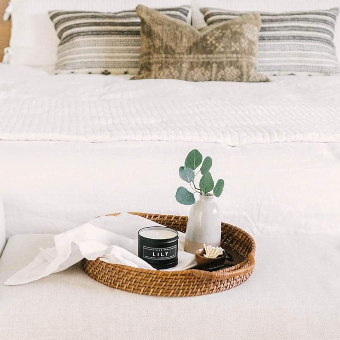 River Birch Candles Lily Scented Candle | Premium, All-Natural, Non-Toxic, Soy Candles | 8 oz. Black Matte Tin Travel Candle | Cozy Relaxing Gifts for Home