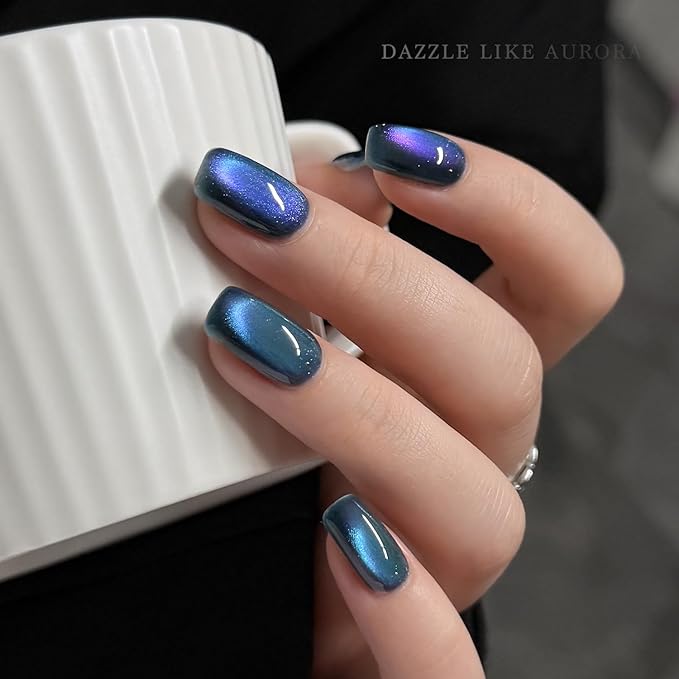 GAOY Blue Cat Eye Gel Nail Polish, 16ml Jelly Glitter Holographic Nail Polish with Magnet, Reflective Translucent UV Gel, 3269 Aurora Borealis