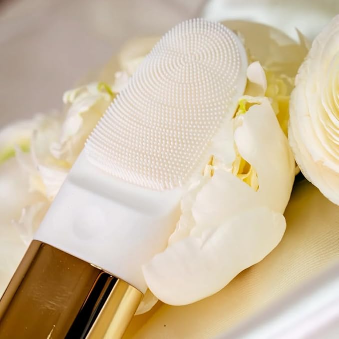 DARCASE Premium Facial Cleansing Brush with Silicone Bristles & Heated Eye Massage, Silicone Face Scrubber Exfoliator for Cleansing & Care, Face Cleanser for Women and Men, Facial Skin Care Products