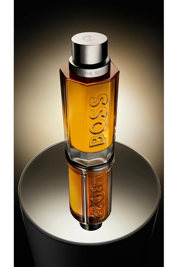 Hugo Boss The Scent Eau de Toilette – Ambery Men's Cologne – With Notes of Ginger, Manika Fruit & Leather Accords – Long Lasting Fragrance