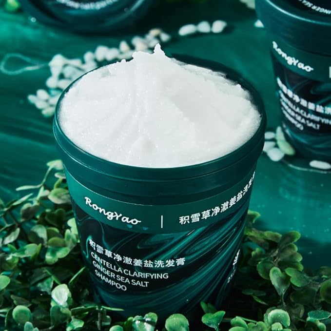 Body Scrub - Exfoliates & Deeply Nourishes for Smooth, Radiant Skin (Snowgrass Sea Salt)