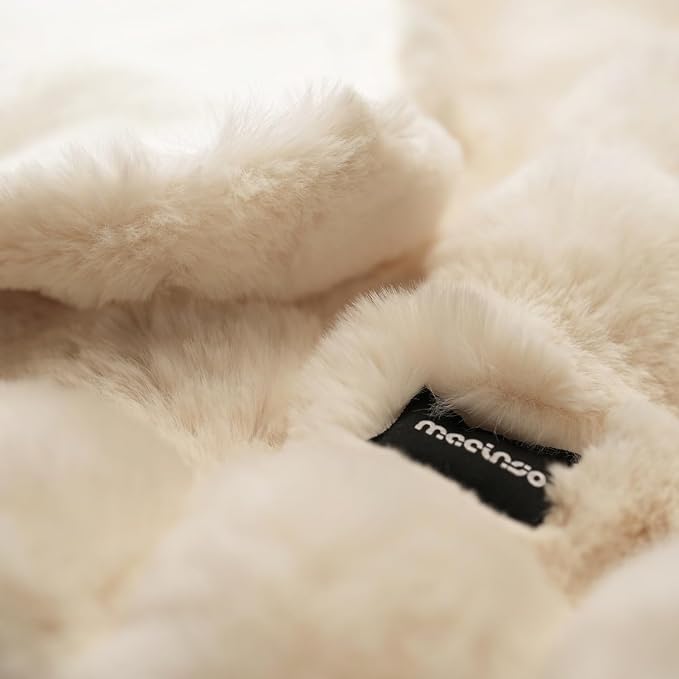 Super Comfort Oversized Warm Thick Bubble Luxury Plush Rabbit Faux Fur Throw Blanket, Fluffy Blanket,Soft Cozy Blanket for Couch Chair Bed Sofa Living Room (White, 75inX90in)