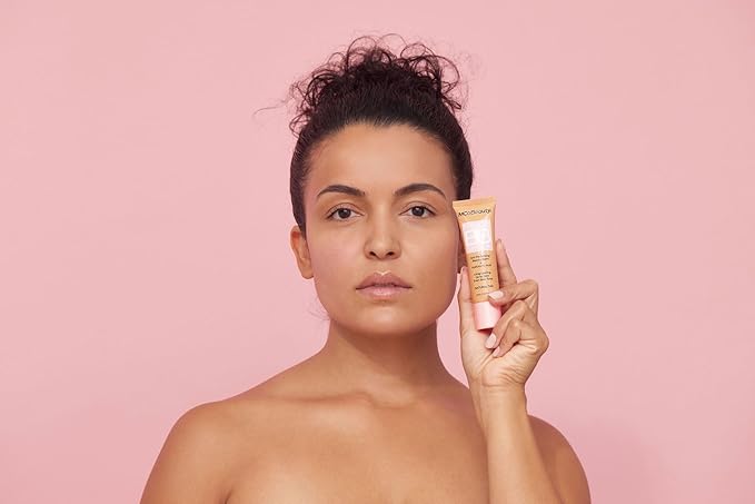 MCoBeauty - Miracle BB Cream - Primes and Tints - Everyday Skin Tone Balancing Face - Contains Hyaluronic Acid and Glycerin - Cream Natural Tan Shade