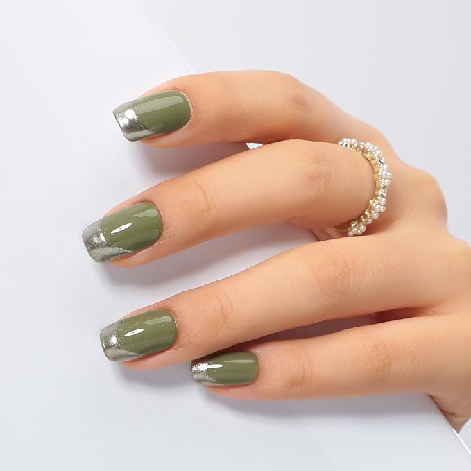 MAYCHAO 15ML Christmas Green Gel Nail Polish 1Pc Matcha Green Gel Polish Soak Off UV LED Nail Polish Nail Art Starter Manicure Salon DIY at Home, 0.5 OZ