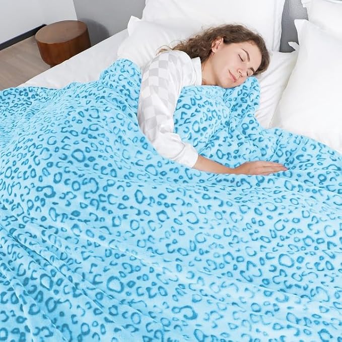 Blue Leopard Print Throw Blanket for Women, Ultra Soft Warm Cheetah Blanket, Fleece Throw for Bed Sofa Couch, Home Decor Living Room Bedroom Decor, Mothers Day Birthday Gifts for Mom Grandma, 50"x60"