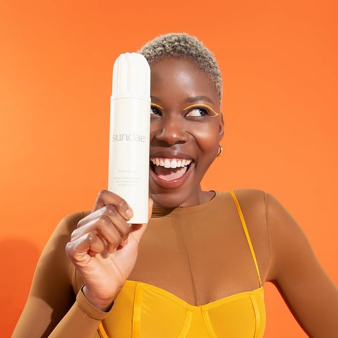 sundae Whipped Shower Foam Very Vanilla Foaming Body Wash 8.9 fl oz, 265ml with Kakadu Plum & Finger Lime