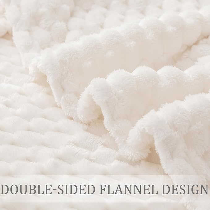 Exclusivo Mezcla 3D Fleece King Size Blanket for Bed, Ivory | Extra Soft Fuzzy Plush Lightweight Bed Blankets, Cozy Fluffy Decorative Blankets for All Seasons, 90x104 Inches