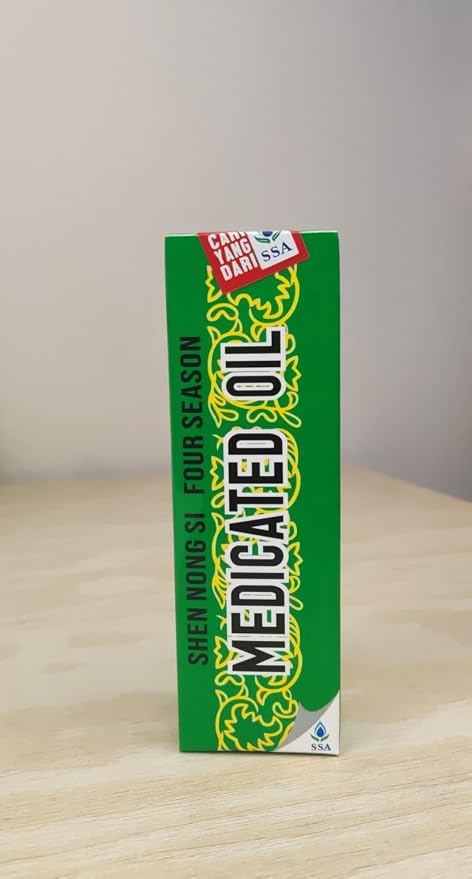 Four Season (Shen Nong Si) Medicated Oil 40 ml, Traditional Asian Therapeutic Massage Oil, Classic Aroma for Cold Relief, Motion Sickness, Breathing, Itchy Skin, Stomach Discomfort, Sore Muscles