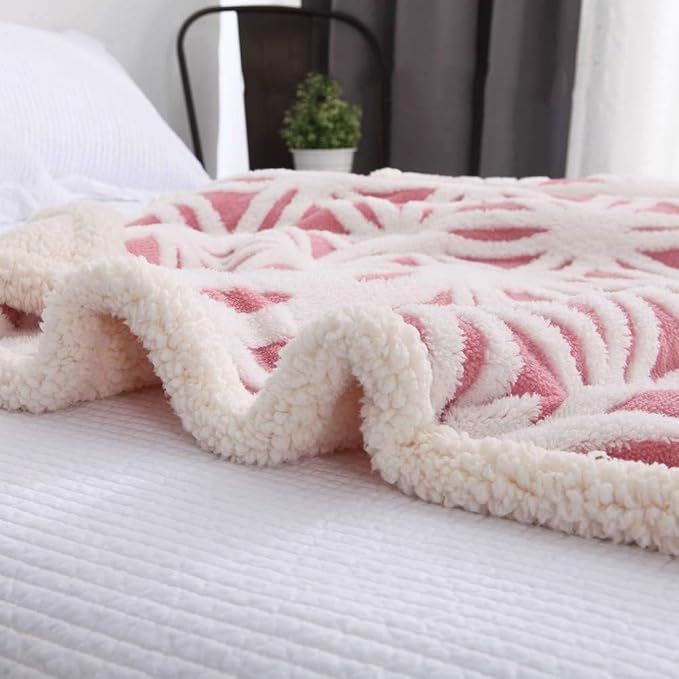 LOMAO Sherpa Fleece Blanket Gifts for Mom Dad Cozy Soft Throw Blanket for Women Men Birthday Gifts Dual Sided Couch Sofa Bed Blanket (Pink, 60''x 80'')