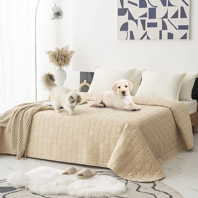 Tcksstex Waterproof and Non-Slip Dog Bed Cover and Pet Blanket Sofa Pet Bed Mat ，car Incontinence Mattress Protectors Furniture Couch Cover for Most Cats Dogs,Pets（82x102-Beige）
