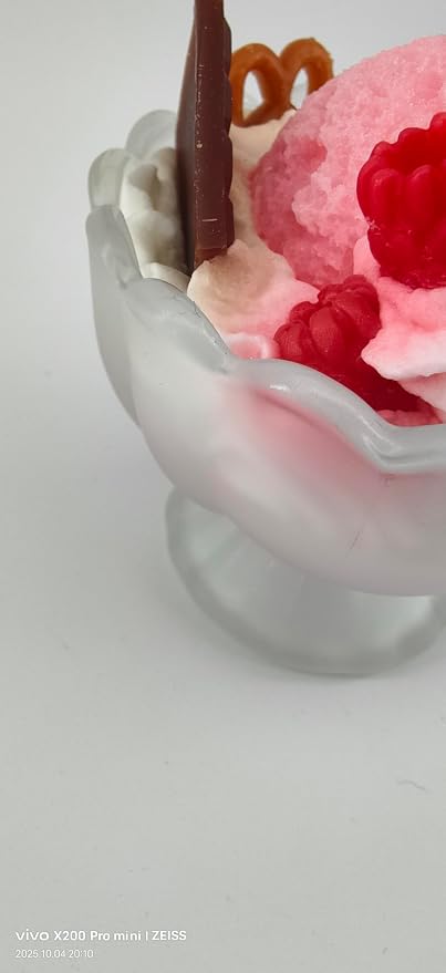 Generic Ice Cream Aromatherapy Candles, Glass Goblet, Decorative Dessert Shape, Fruits Fragrance, Birthday Festival Party Mother Gift (Vanilla Raspberry)