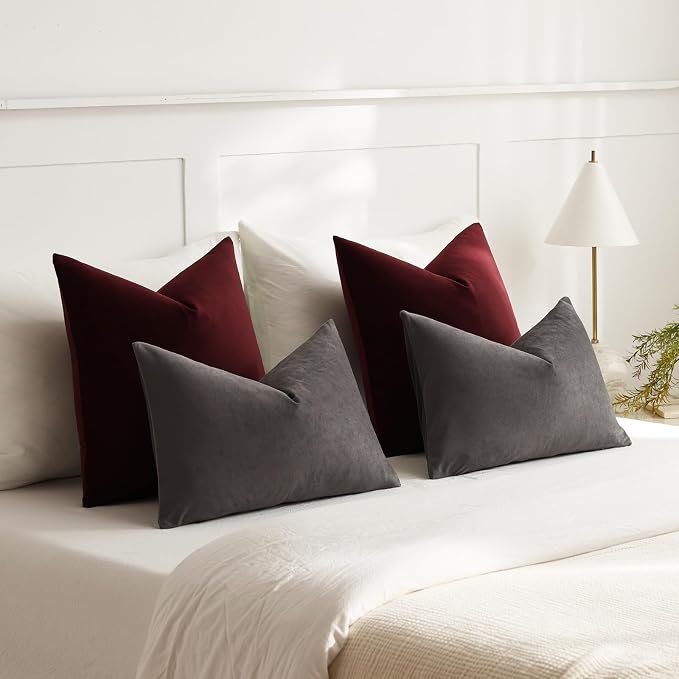 Throw Pillow Covers 18x18 Burgundy: Pack of 2 Cozy Soft Velvet Square Modern Luxury Decorative Throw Pillow Cases for Sofa Couch Living Room Bed Home Decor