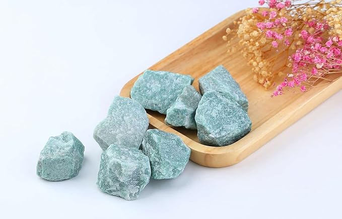 LAIDANLA 1lb 2" Green Aventurine Natural Rough Stones Crystal Large Raw Crystals Bulk Healing Gemstones for Reiki Healing Tumbling Fountain Rocks Wire Wrapping Decoration Cabbing Lapidary