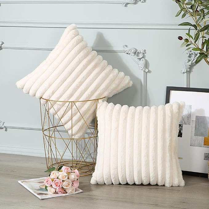 Soleebee Set of 2 Throw Pillow Covers Soft Cozy Velvet Pillowcase Faux Rabbit Fur Cover for Couch Sofa Bed Chair Home Decorative Pillows Cover (20x20 Inch, Beige White)