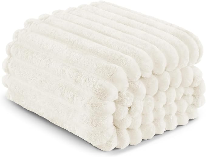 Exclusivo Mezcla Striped California King Size Fleece Blanket for Bed | Soft Breathable Cozy Bed Blankets, Lightweight Plush Fluffy Fuzzy Jacquard Decorative Blankets