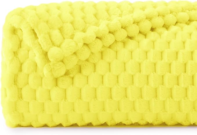 BEDELITE Amber Yellow Throw Blanket for Couch, Soft Cozy Gifts for Women | 3D Jacquard Decorative Fleece Blanket, Super Soft Plush Throws, Cute Birthday Gift for Women, Suitable for All Seasons, 50*60