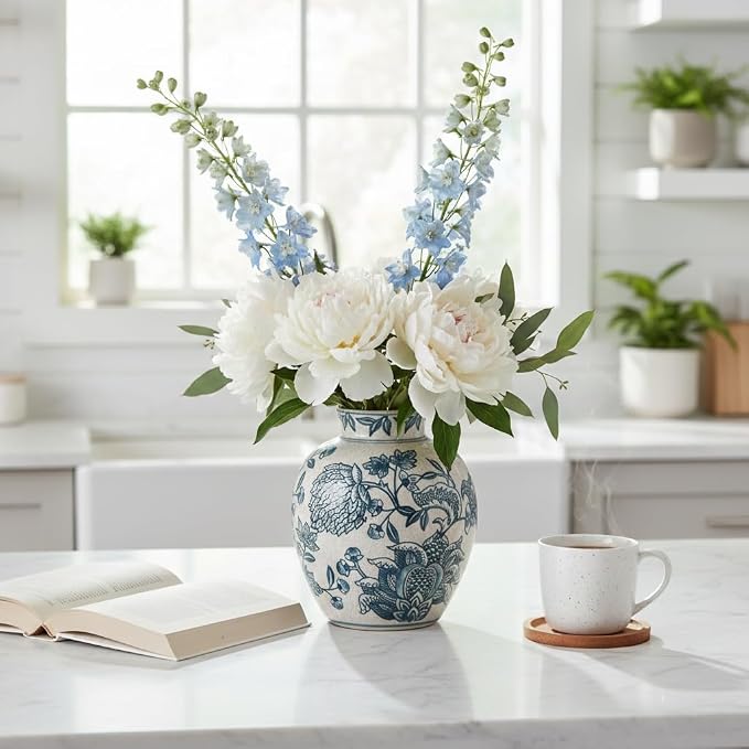 SIDUCAL Ceramic Chinoiserie Floral Vase | 6.3 Inch Blue and White Vintage | Retro Ice Cracked Blue and White Porcelain Vase for Table, Living Room, Bathroom Decoration, Shelf Decor, Mantel