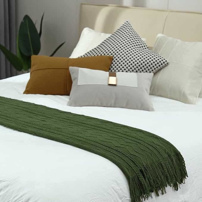 CREVENT Knitted Decorative Throw Blanket for Couch Sofa Chair Bed，Soft Warm Cozy Light Weight for Spring Summer (50''X60'' Forest Green Christmas Green)