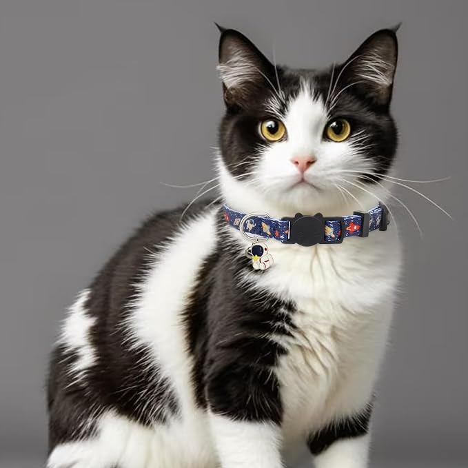 Cat Collar Breakaway, 2 Pack Cotton Kitten Collars with Bells and Removable Charms, Cute Astronaut Shaped for Indoor Boy, Girl and Adult Cats