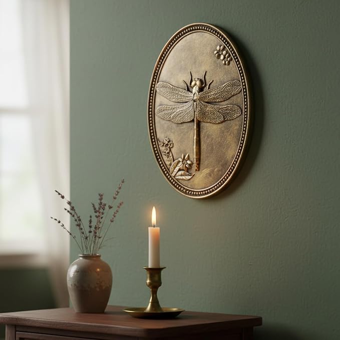 Vintage Dragonfly Wall Sculpture, Antique Wall Decor, Gold Wall Art, Hanging Decoration with Embossed Dragonfly Design, Vintage Decoration for Living Room Bedroom and Hallway, Housewarming Gift