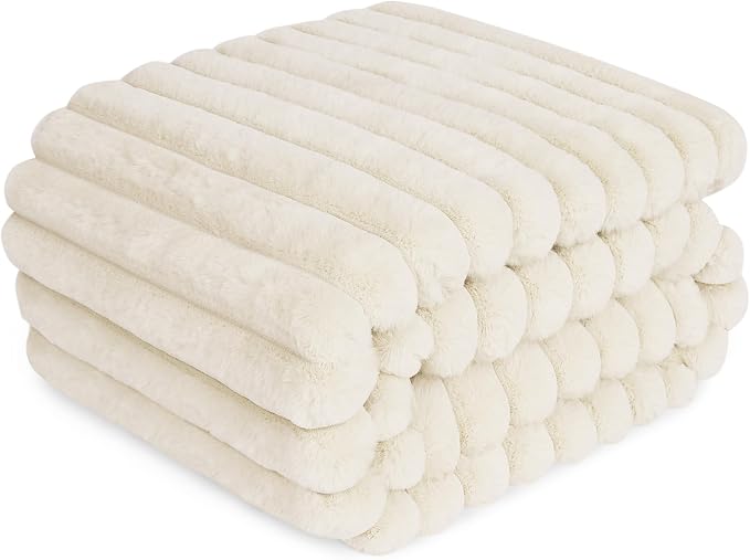 Waterproof Pet Blanket for Large Dogs & Cats - Reversible Calming Plush, Washable Furniture Cover for Couch, Bed, Car Seat, Blocks Leaks, Stains & Pet Fur (Cream, 30"x40")