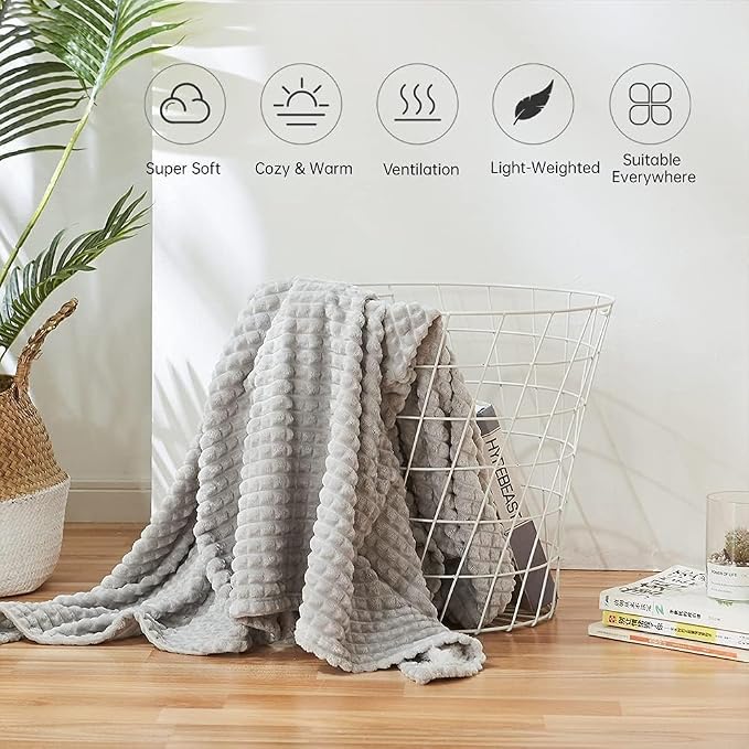 Simple&Opulence Gray Throw Blanket for Couch-Super Soft Fluffy Blankets for Women 50x70 Inches Cozy Lightweight Fleece Blanket for Home Decor
