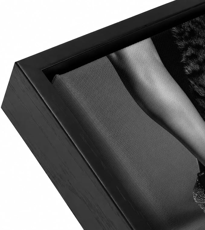 Framed Black and White Fashion Canvas Wall Art Trendy Women High Heels Cat Picture Wall Decor Luxury Feminist Poster Print for Girl Bedroom Dorm Party Bar Cart Home Decoration 16x24in
