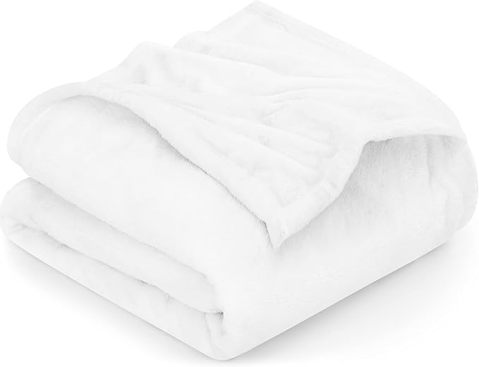 Utopia Bedding Ultra Soft Fleece Bed Blanket Full Size White (90x84 Inches) | Microfiber Plush Warm Lightweight Breathable Cozy Blanket Anti-Static, All Season Use, Gift for Women and Men