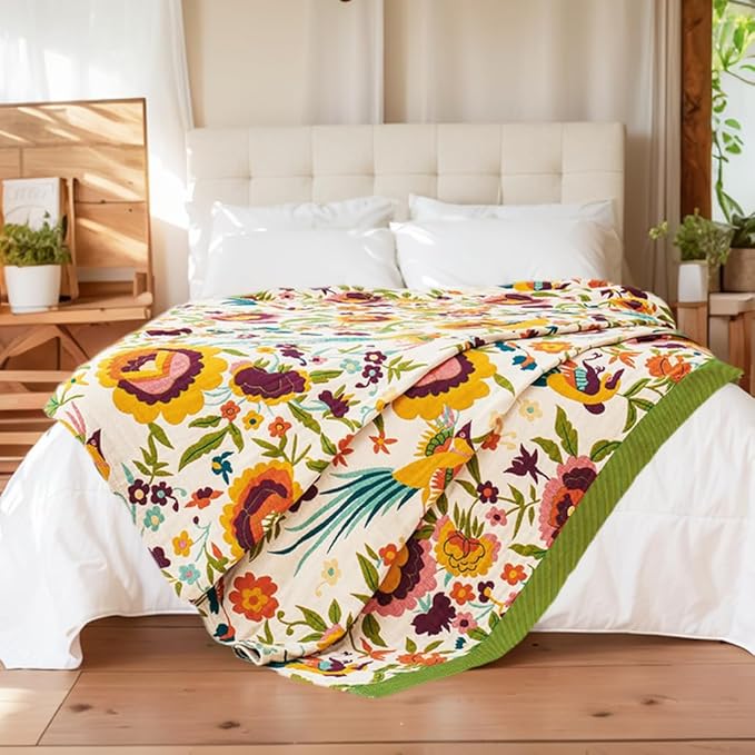 VANJOROY Boho Throw Blanket, 100% Organic Cotton Breathable Ultra Soft 91" x 108" King Bed Quilt Throw - All Season Floral Rustic Farmhouse Decor Luxury Blanket for Sofa Couch Chair and Gift